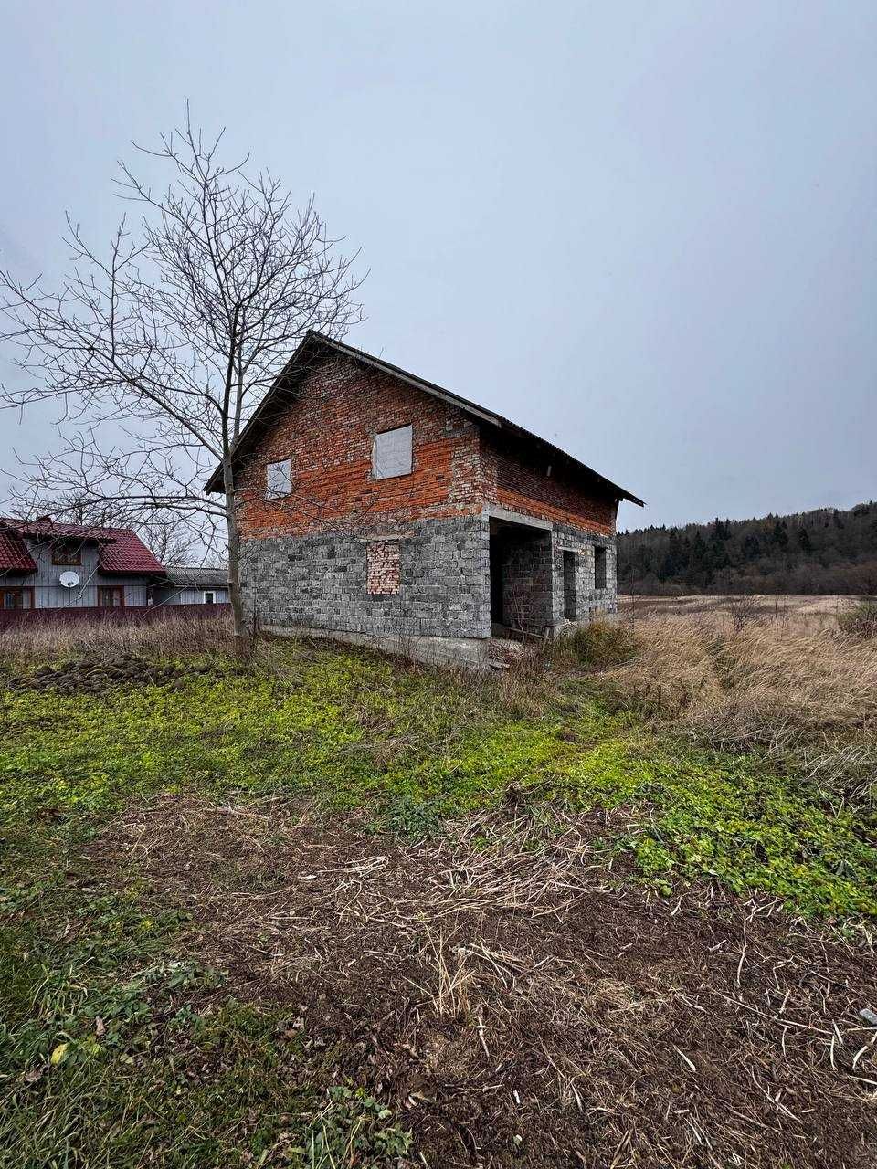 Продаж будинку в с. Завій