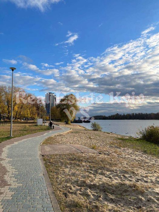 Продаж 2к квартири, ЖК "Русанівська Гавань", вул. Маланюка Євгенія 101