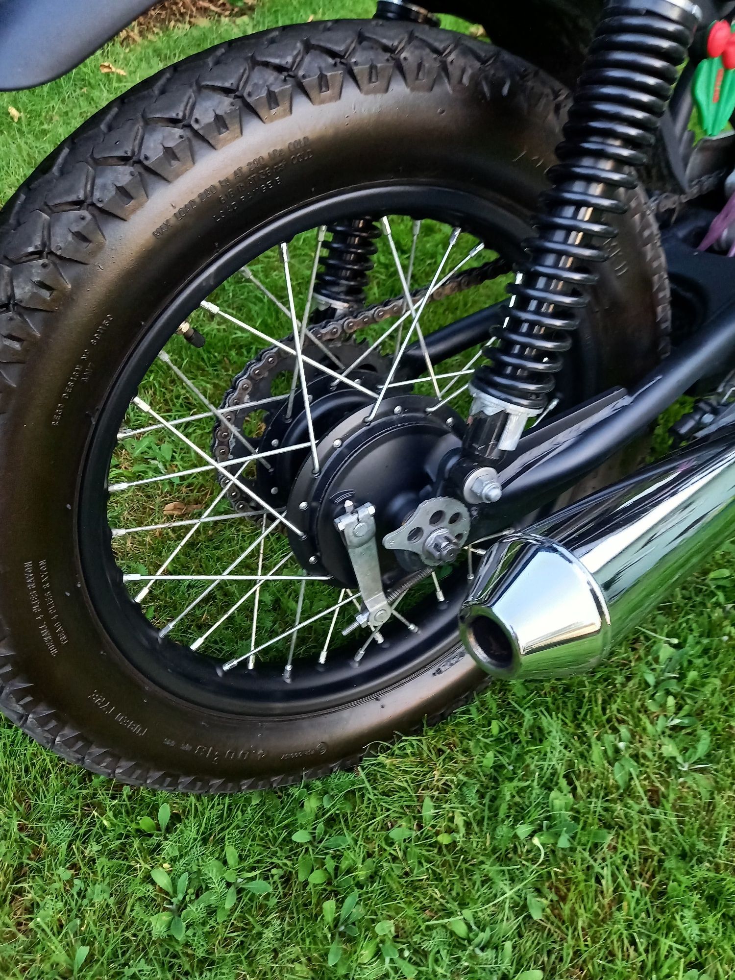 Yamaha sr250  bratstyle caferacer scrambler custom