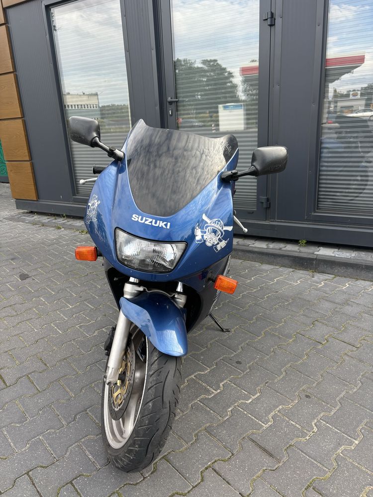 Suzuki rf 600 r nie Honda