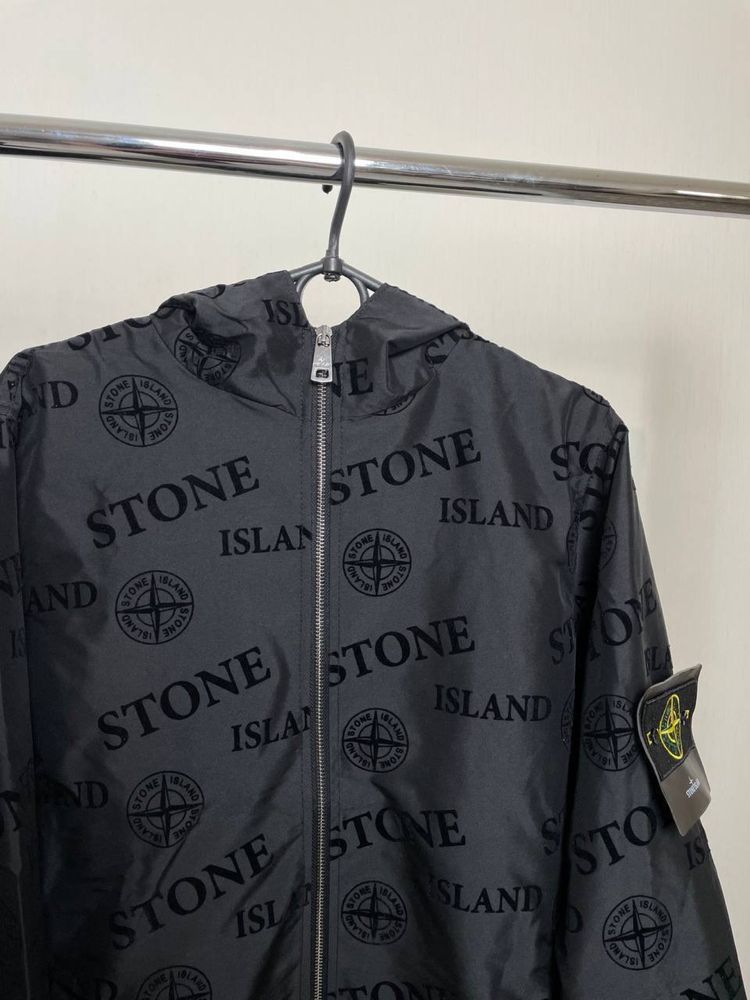 Вітровка Stone Island