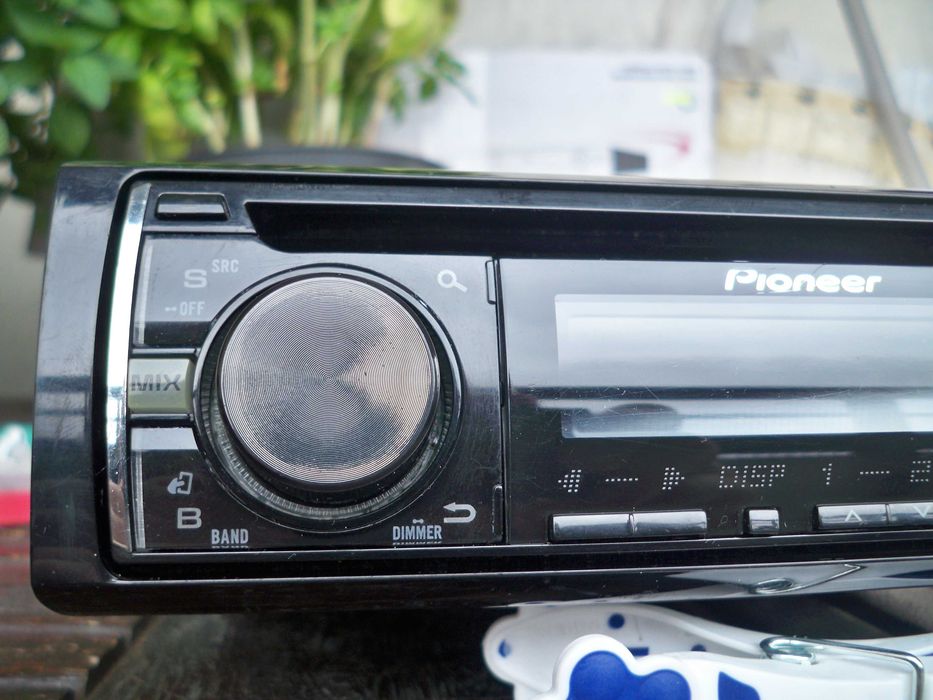 radio Pioneer DEH-X3600UI JVC KD-R551 multicolor cd USB aux