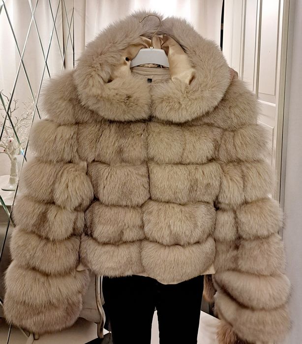 Futro naturalne z lisa odpinane rękawy L/ xl