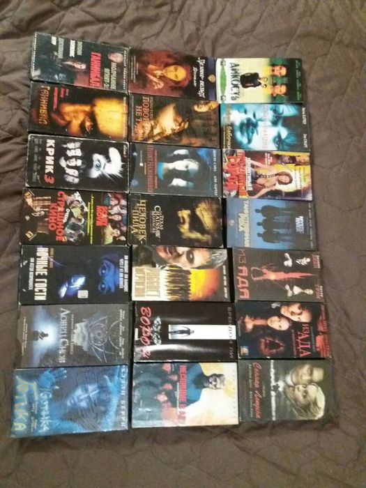 Видеокассеты с фильмами ужастики. Кассеты для видика vhs формат