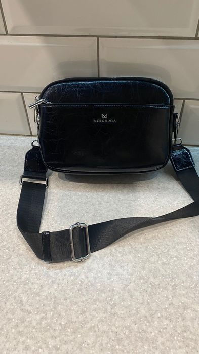 Сумка кросбоді на плече