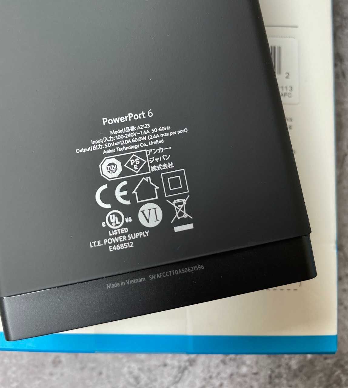 Мережевий зарядний пристрій Anker PowerPort 6 60W 12А 6-port