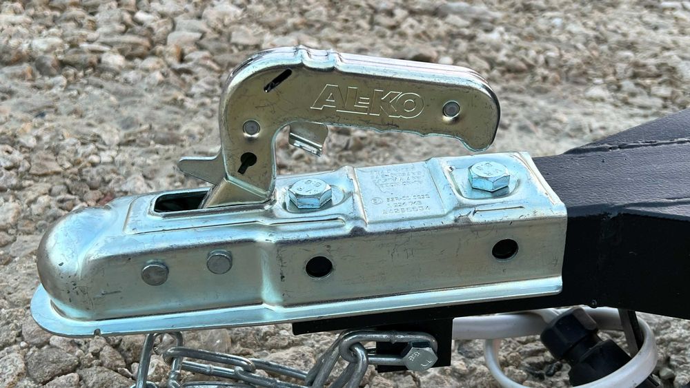 Продам прицепчіп до легкового авто 1,7 х 1,2м борт 60см  фанера