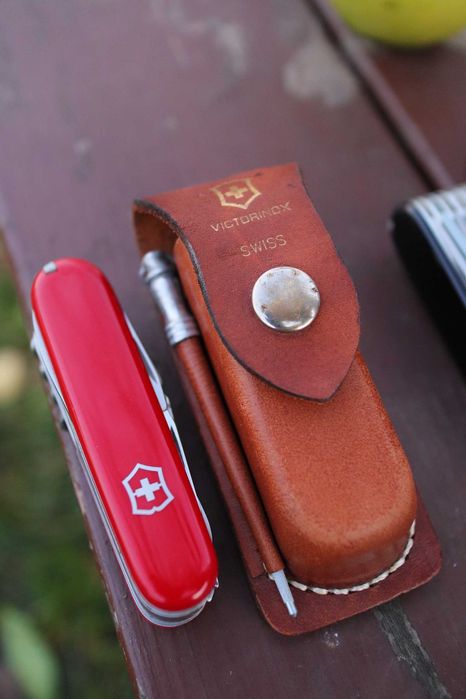 Victorinox Champion 91 mm, декілька штук в наявності