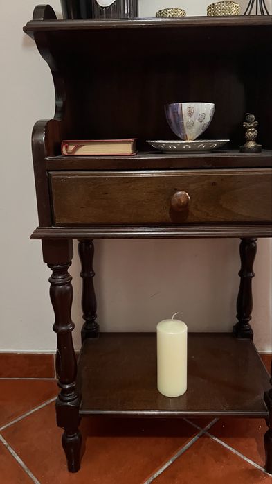 Movel decorativo em madeira