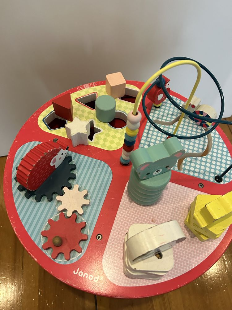 Mesa de atividades crianca Janod