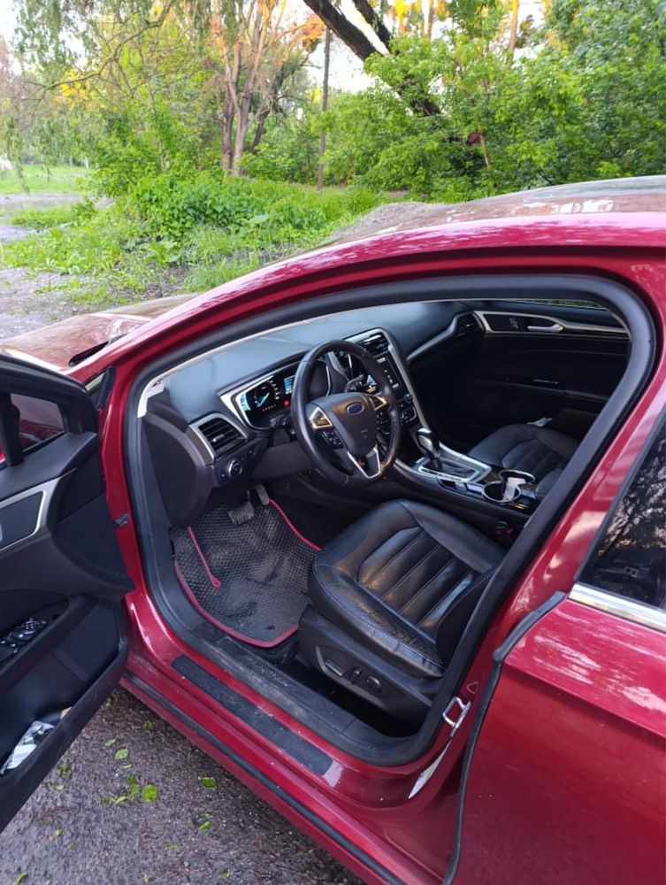 Продам надійний автомобіль  яке без проблем довезе у любу точку