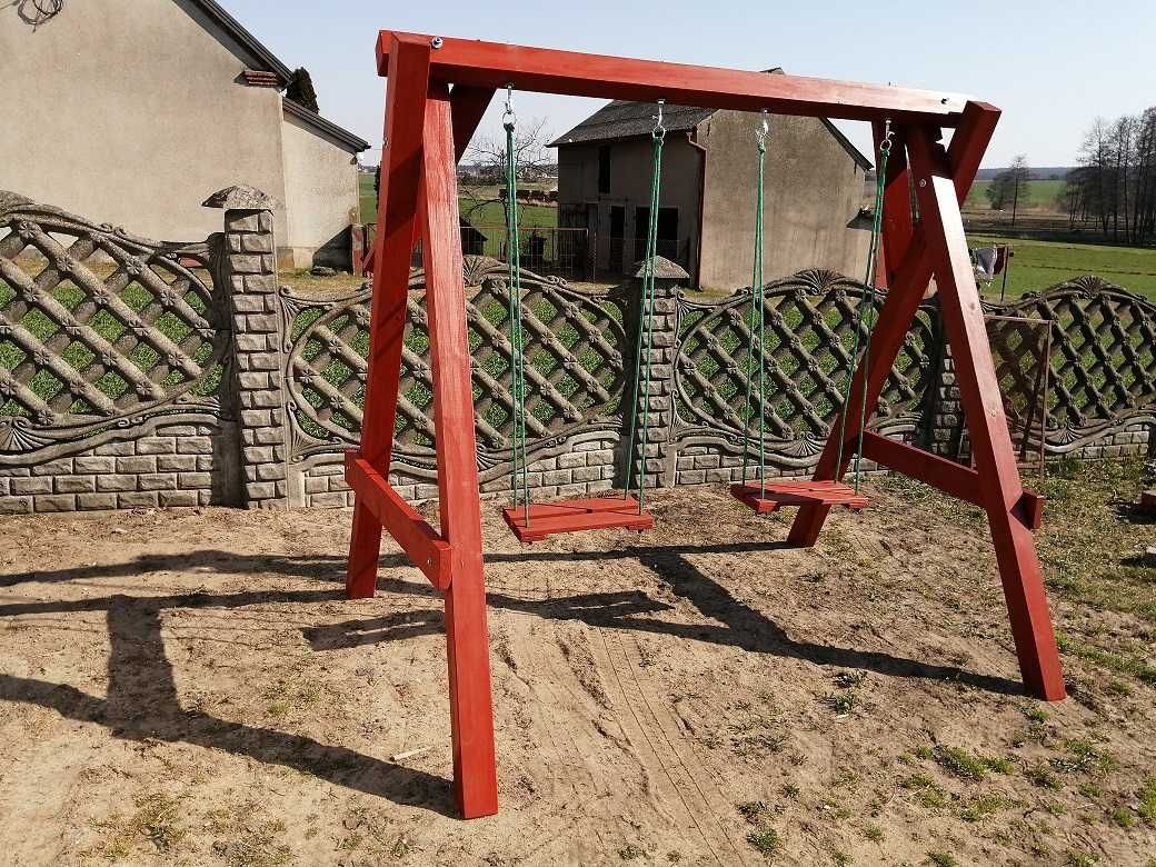huśtawka drewniana ogrodowa podwójna
