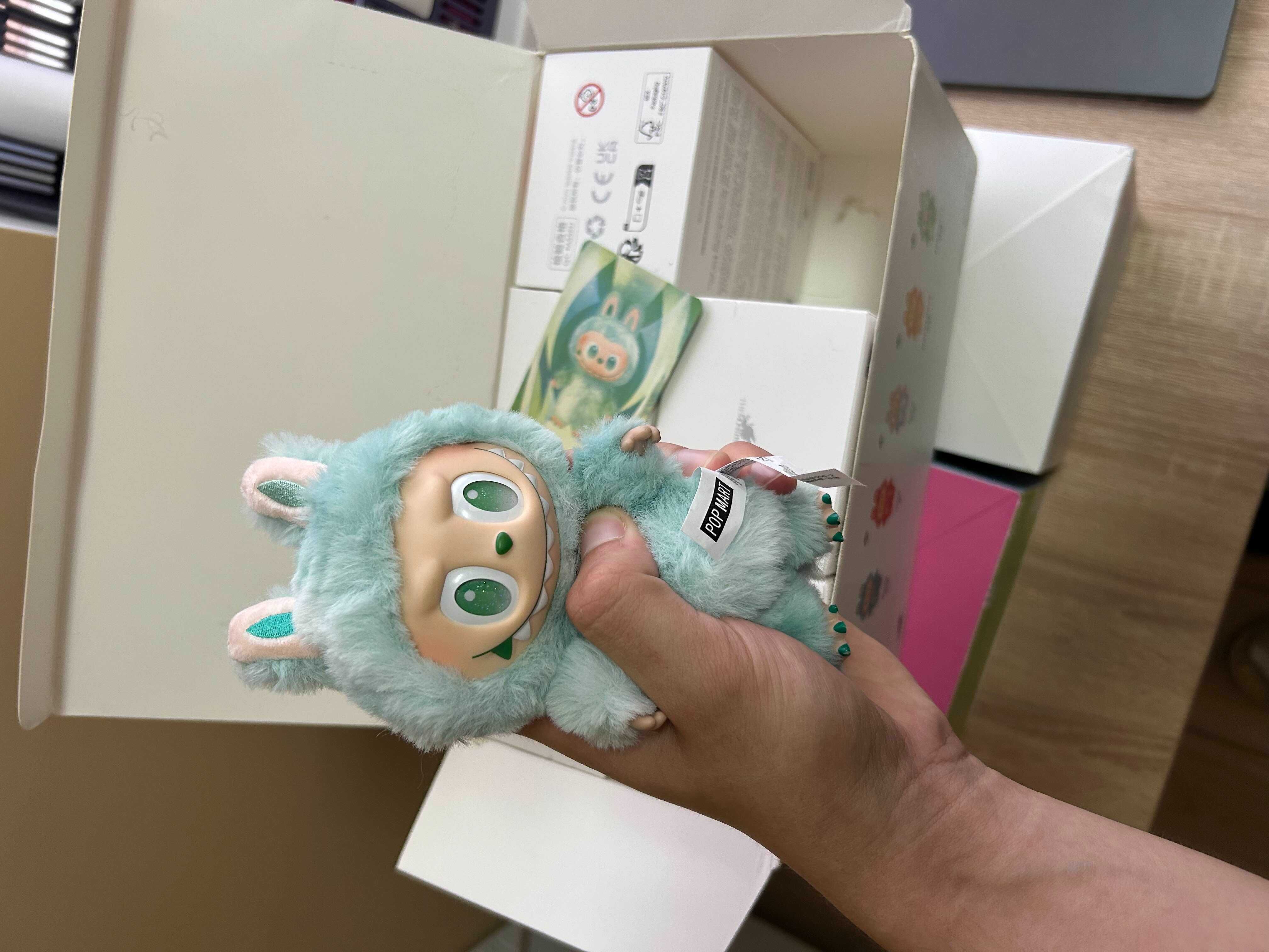 Лабубу Оригинал Big Into Energy Series - Vinyl Plush Pendant Blind Box