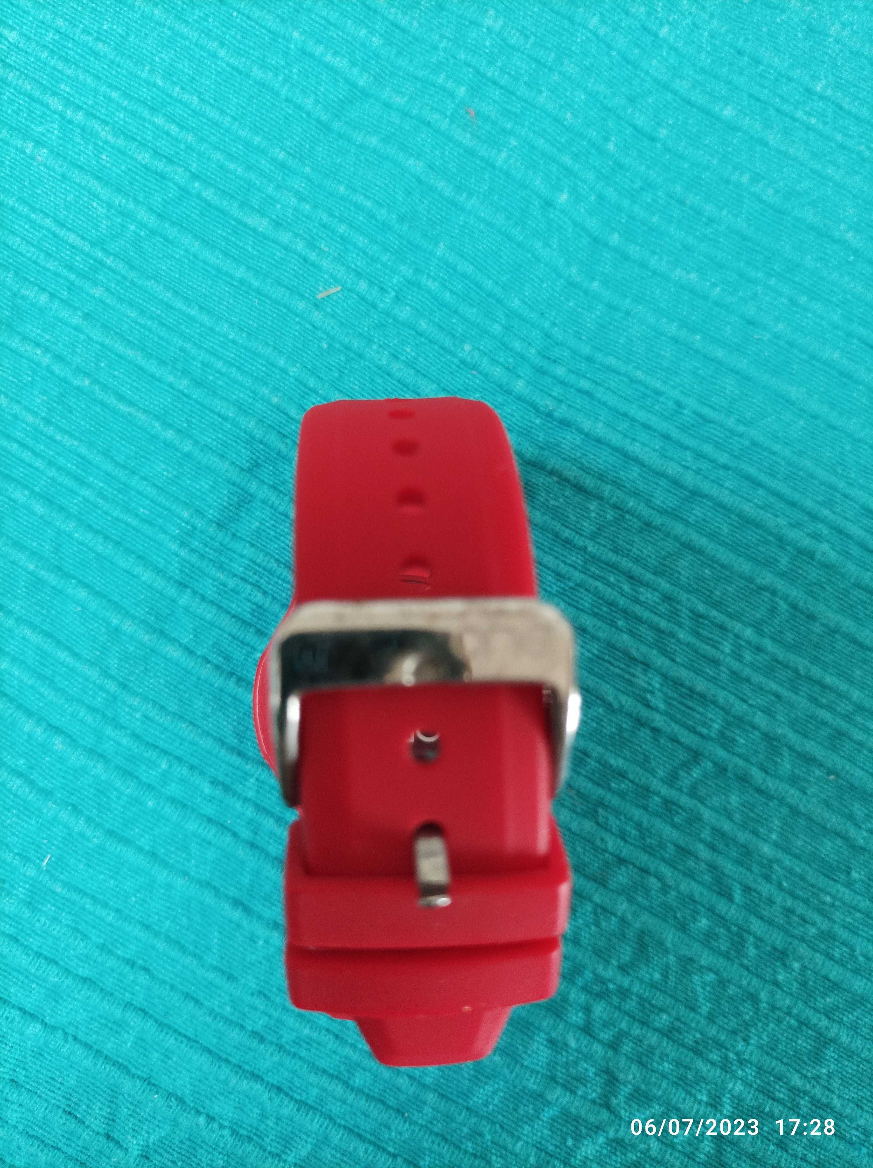 1 Relogio ONE +  2 Braceletes