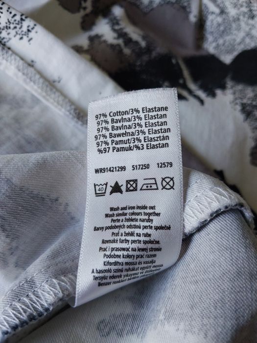 Sukienka F&F. Rozm. 42 (też 38/40), zobacz wymiary. Stan idealny.