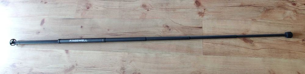 Monopod freewelL carbon fiber