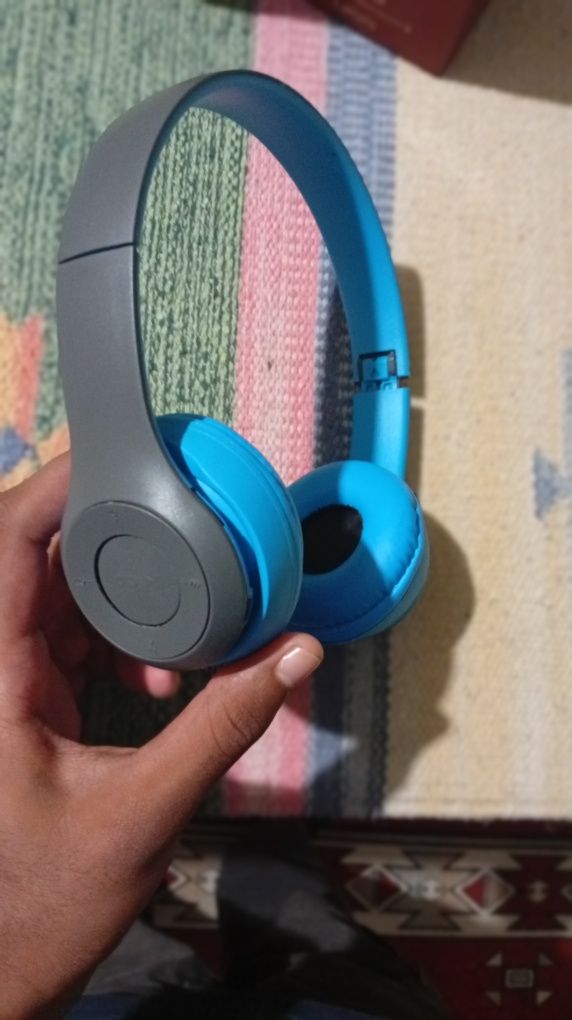 Fones de ouvido bluetooth