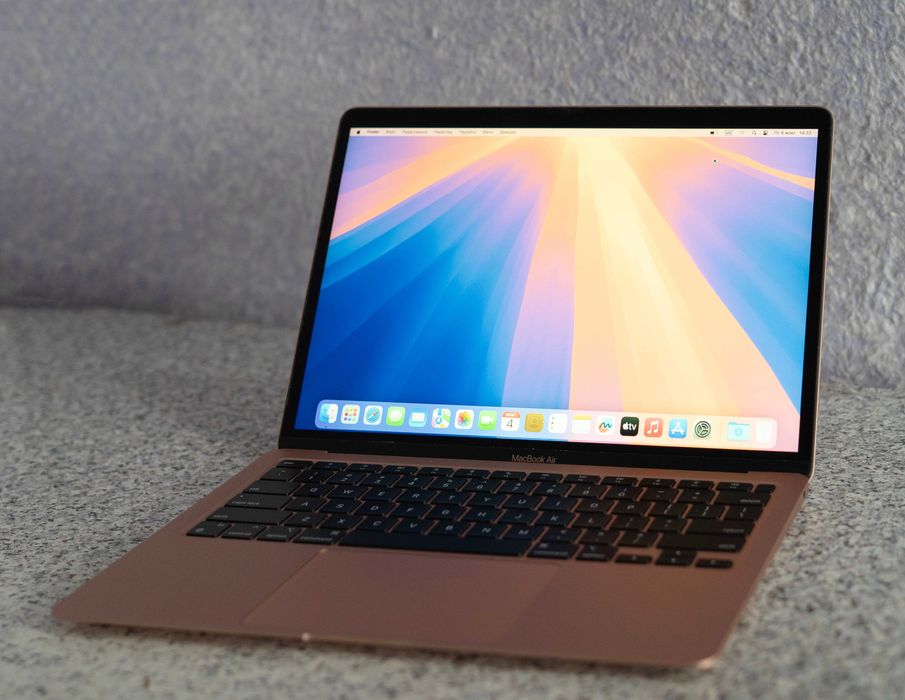 MacBook Air (M1, Rose Gold) 8 ГБ/256 ГБ SSD