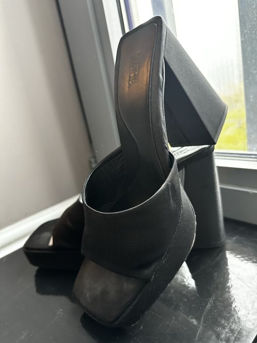 Взуття б/у розмір 40