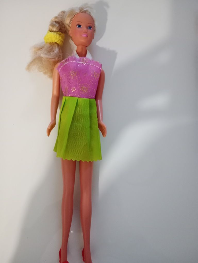 Jak Ken i Barbie (dwie lalki z akcesoriami)