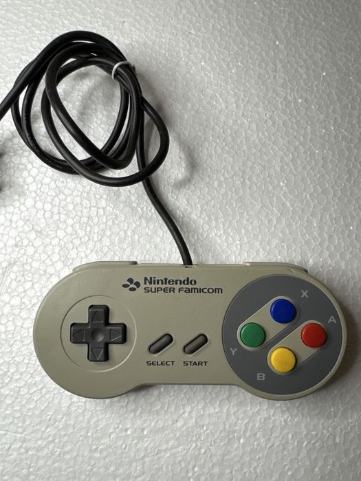 Kontroler pad do Nintendo Super Famicom / Super Nintendo SNES