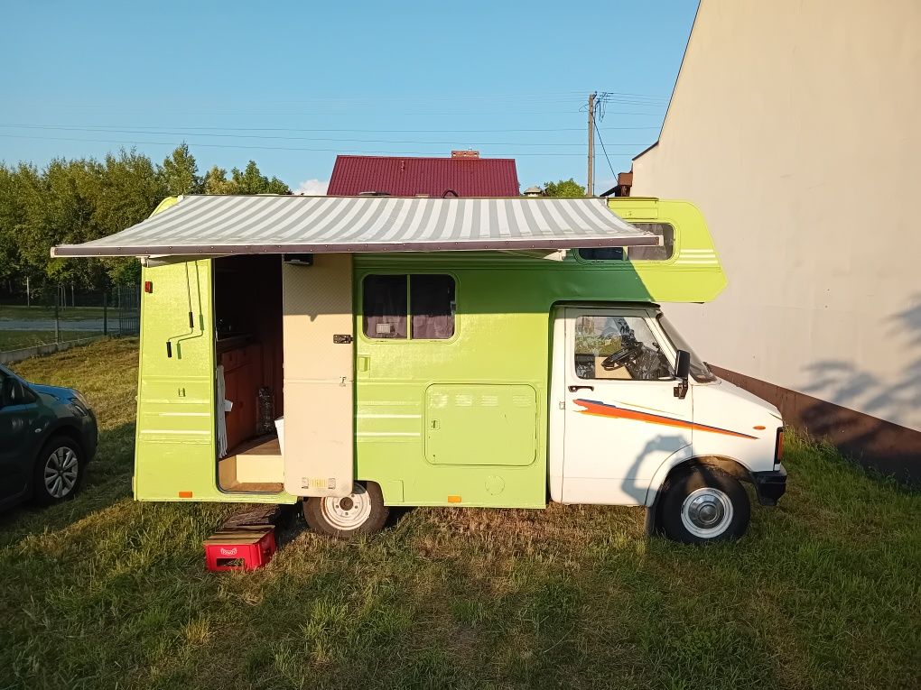 Kamper Bedford CF250 2.3D.