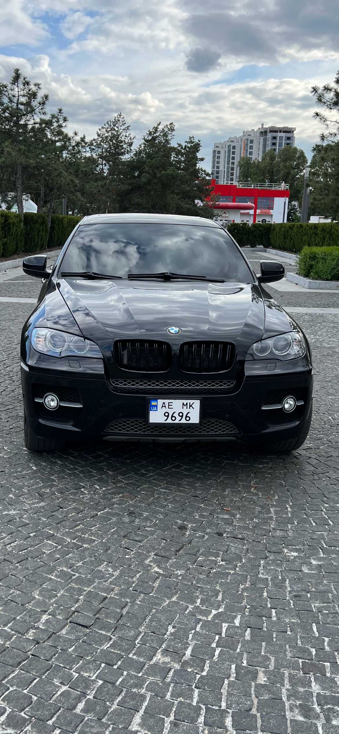 BMW X6 2010 року