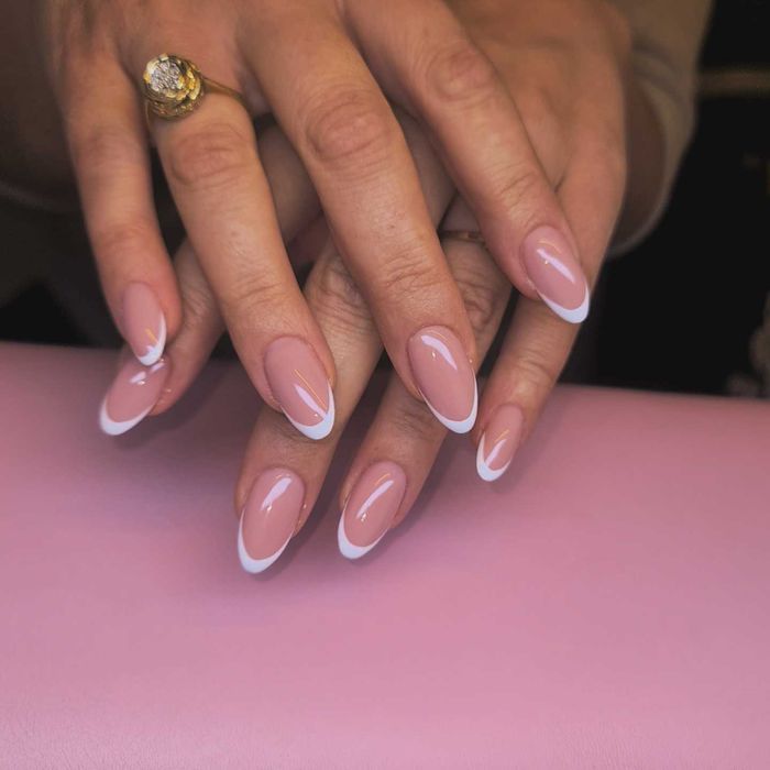 Manicure hybrydowy, stylizacja paznokci