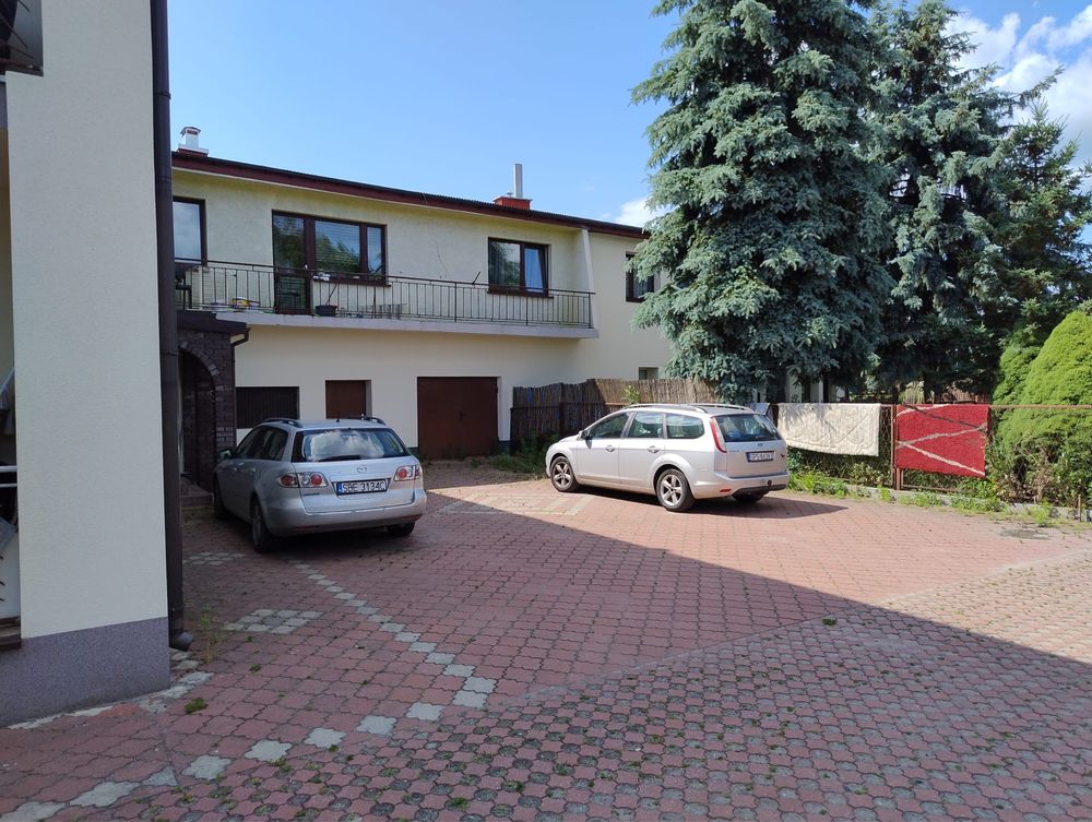 Rezerwacja Wynajmę duze Mieszkanie blisko Pogorii IV z balkonem