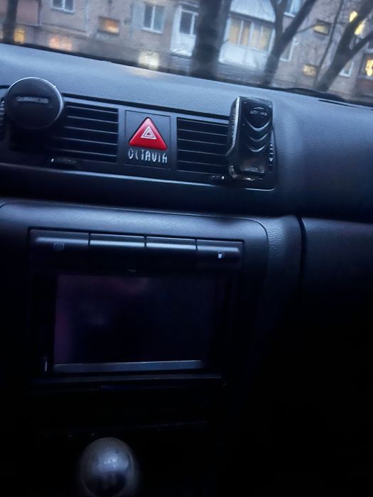 Продам машину шкода октавиа тур