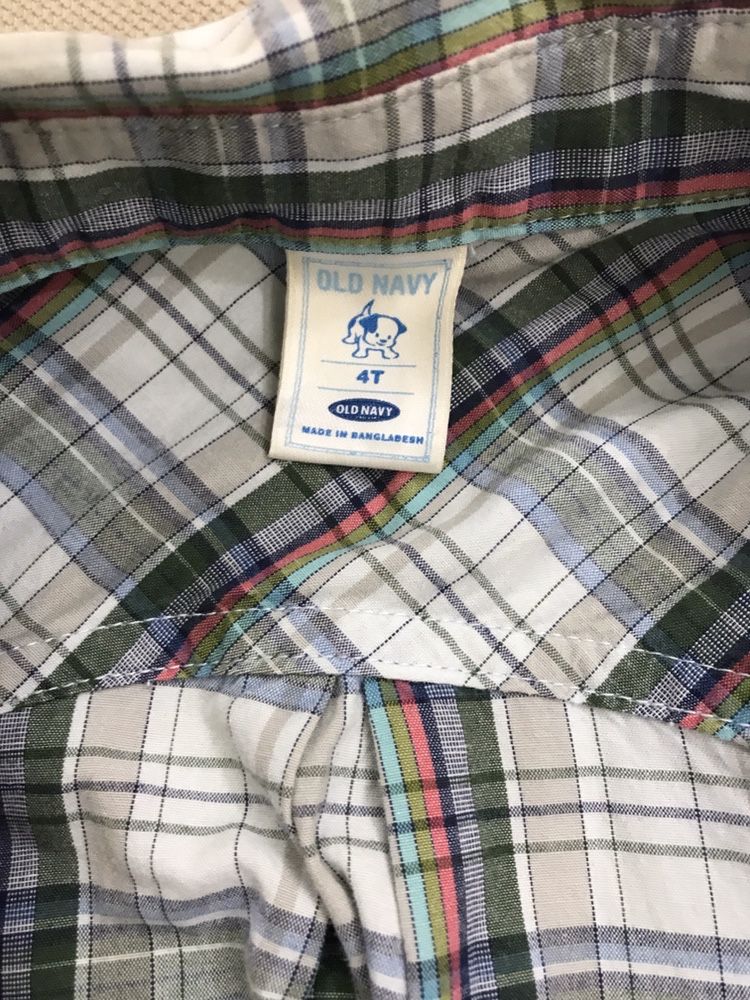 Рубашка на мальчика Old Navy, 4T, идеальное состояние