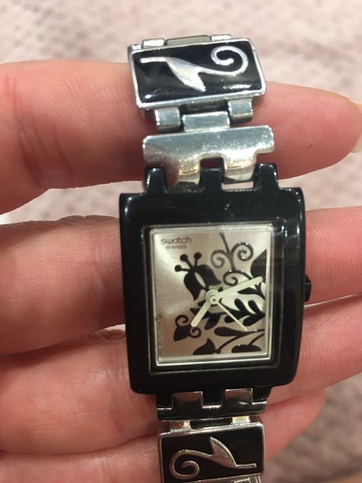 Годинник Swatch