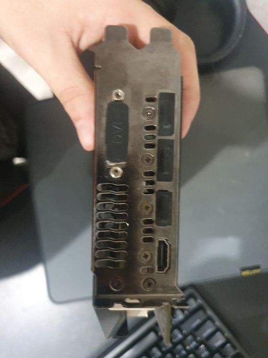 Asus rog strix 1060 6gb