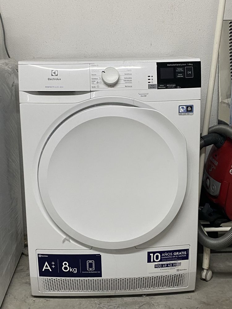 2 em 1: Máquina lavar roupa  + OFERTA maquina secar 8KG A+++