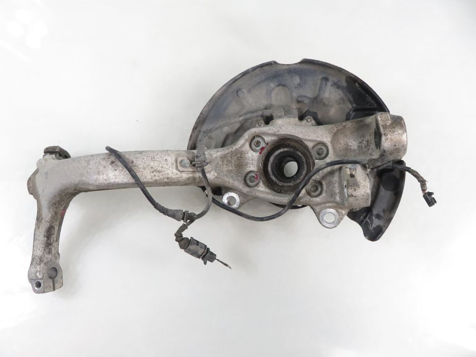 Zwrotnica Piasta Przednia Lewa Audi A4 B6 2.5 Tdi