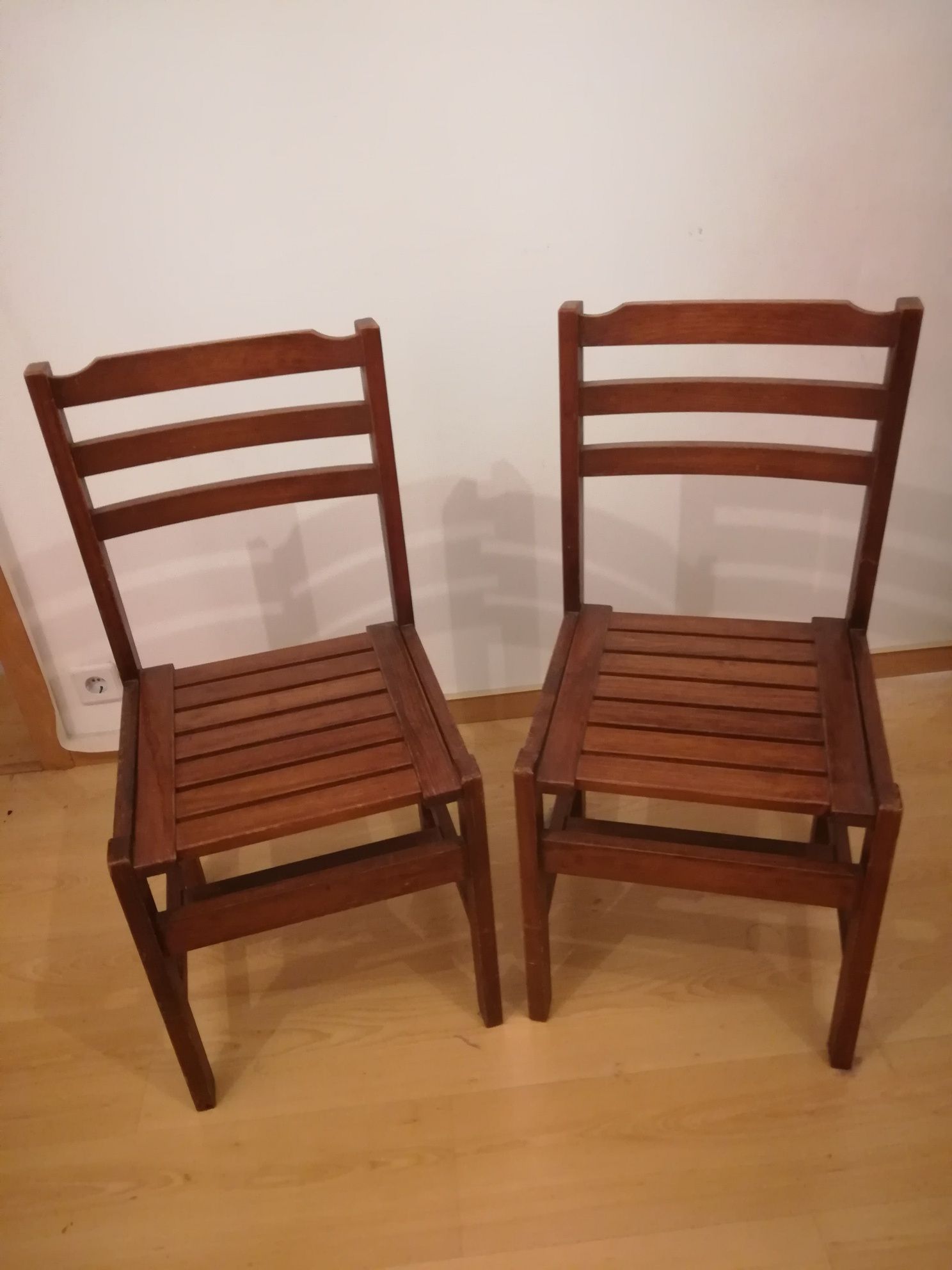 Cadeiras madeira maciça