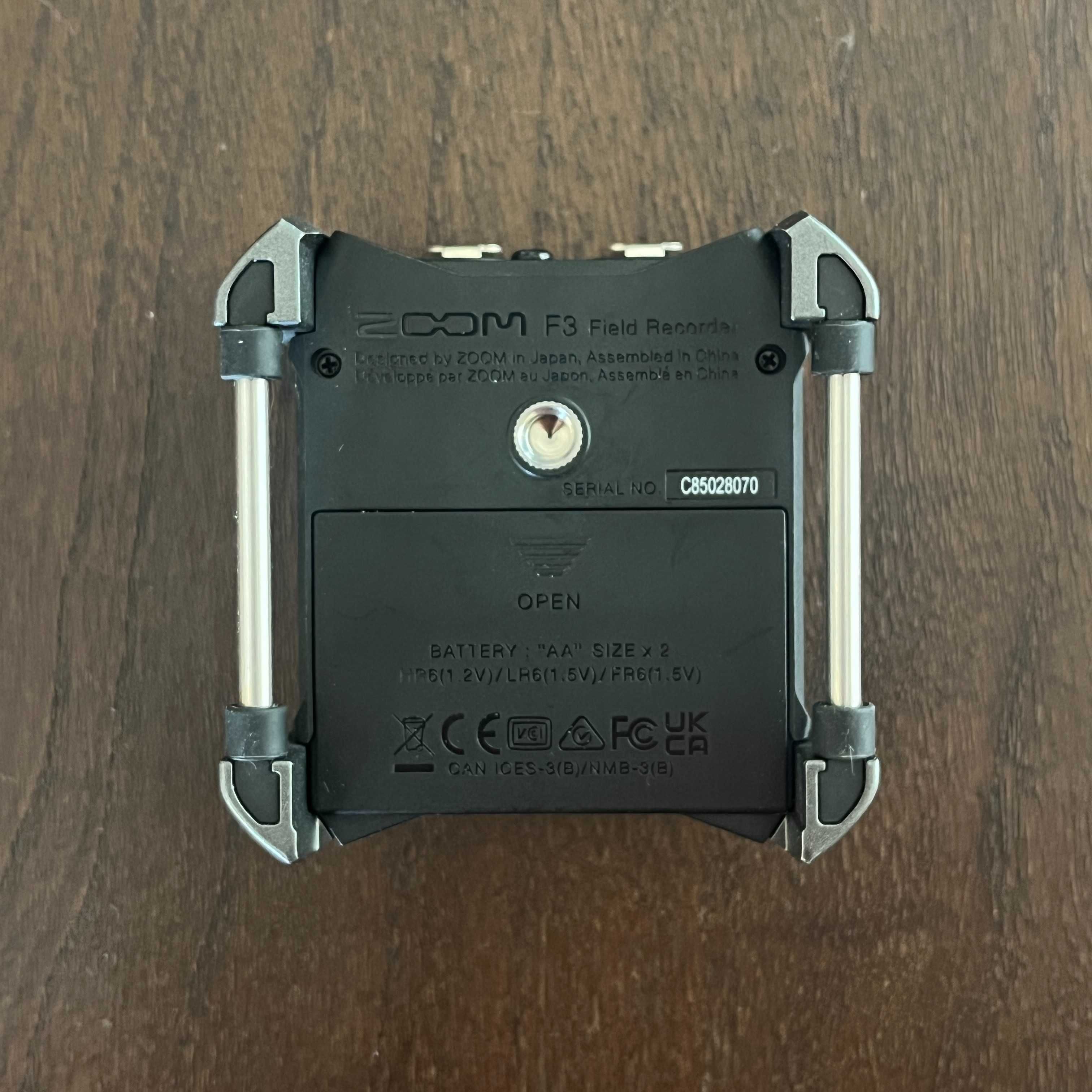 Zoom F3 - gravador audio ́32 bit float