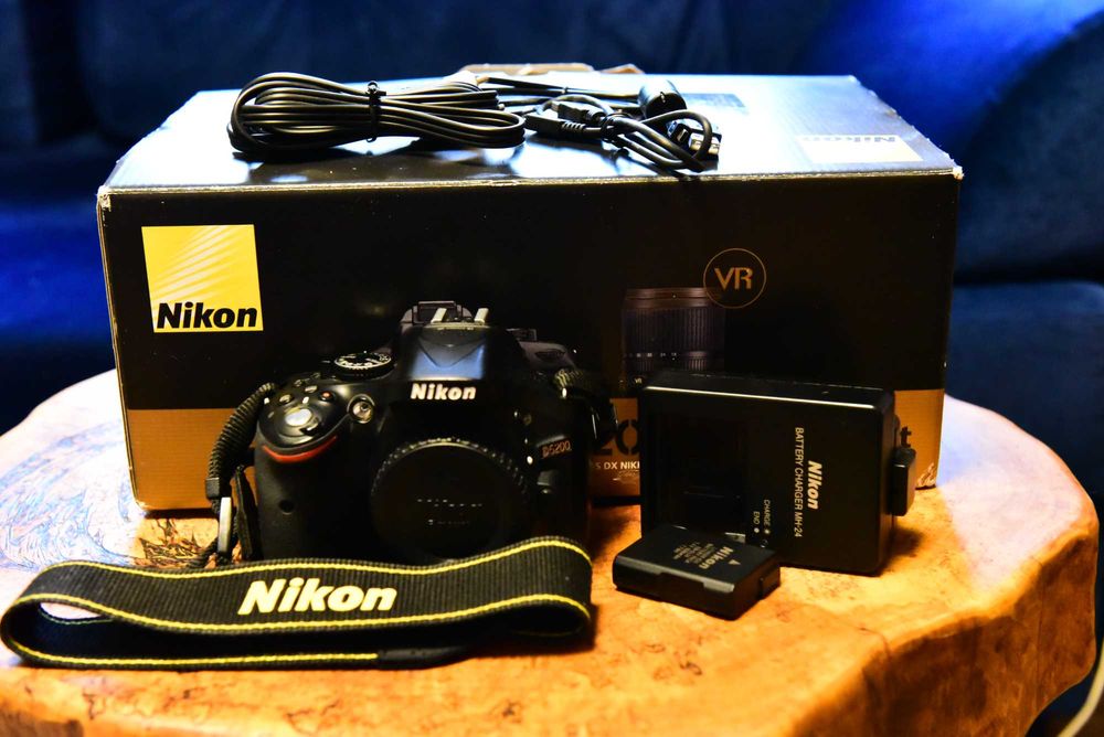 Aparat NIKON D5200 body