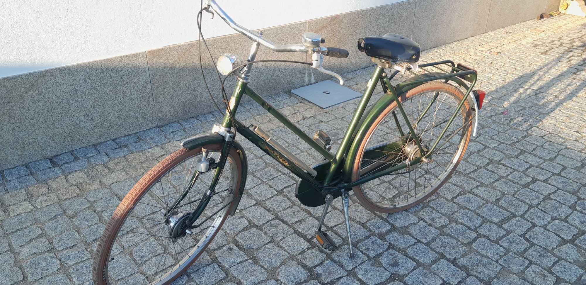 Bicicleta tipo Pasteleira