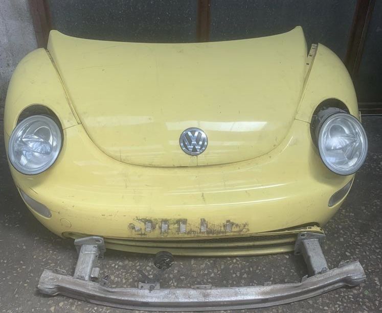 Volkswagen beetle frente completa 2003