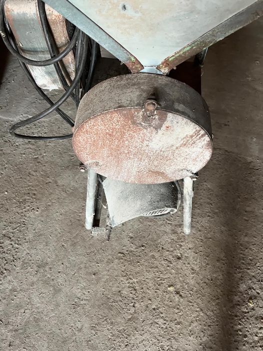 Зерно дробілка - млинок