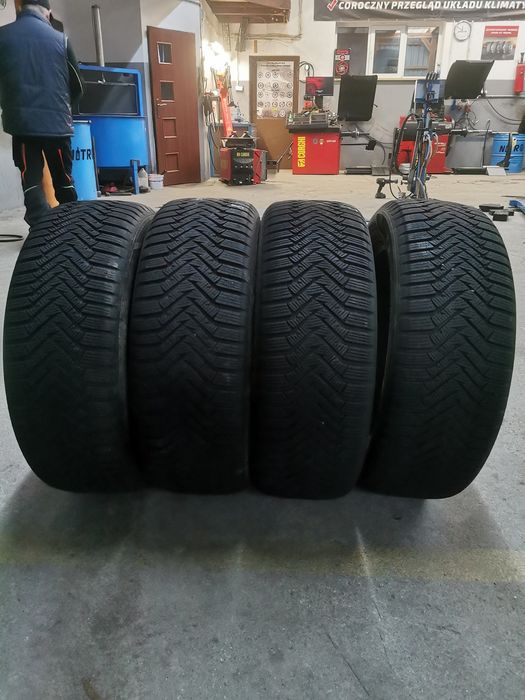 Komplet opon  235/55R18 104H Laufenn i Fit+