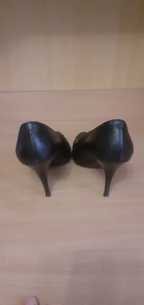 Женские туфли 38