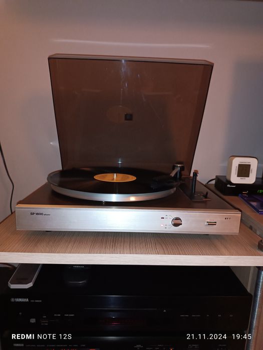 Gramofon rft 1800