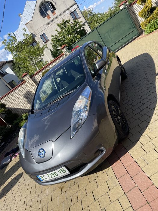 Nissan leaf 2017 року 30квт 150км комфорт