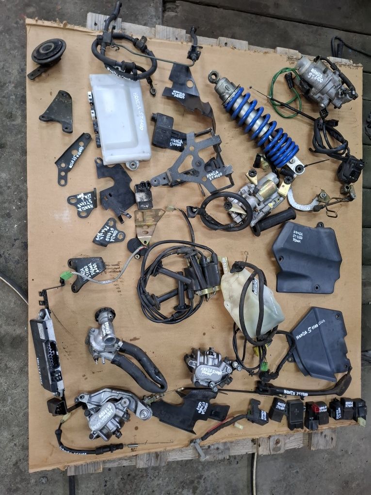 Honda st 1100 Pan European części  silnik lagi wydech