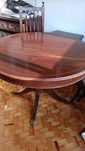 Mesa de madeira c\ pés de galo