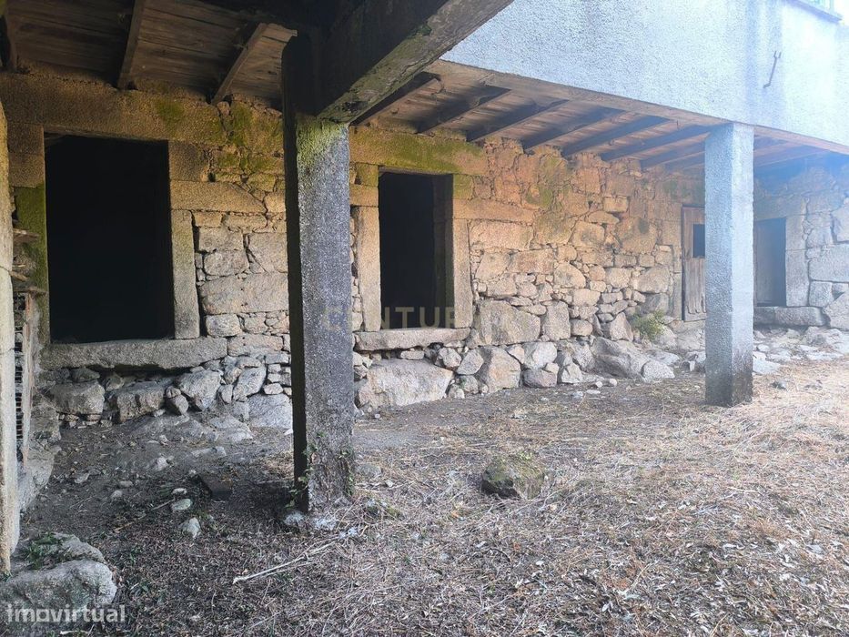 Quintinha com Moradia para Recuperar em Poiares, Ponte de Lima – Proje