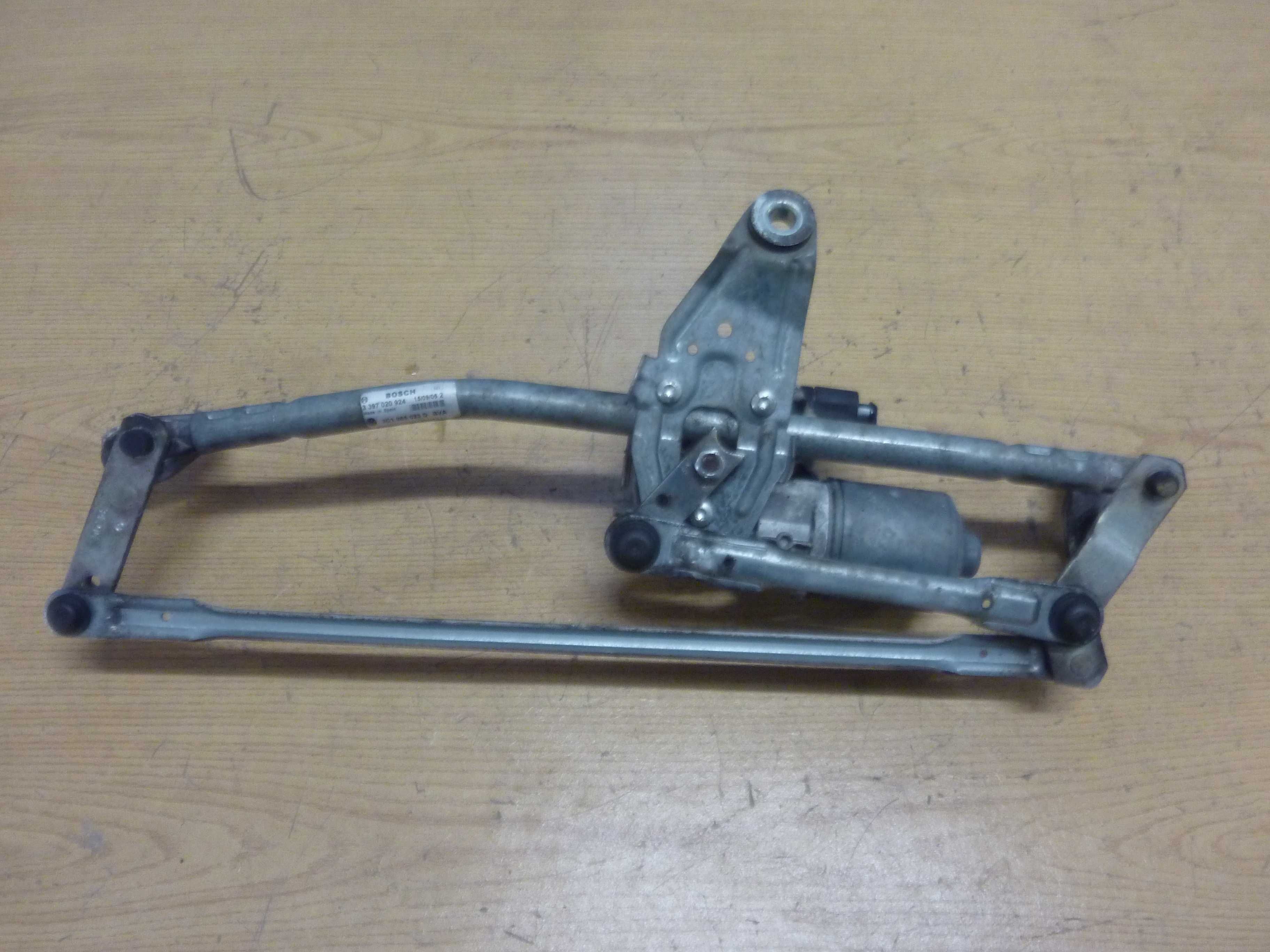 VW PASSAT B6 mechanizm wycieraczek PRZÓD 3C1.955023D oryginał EU