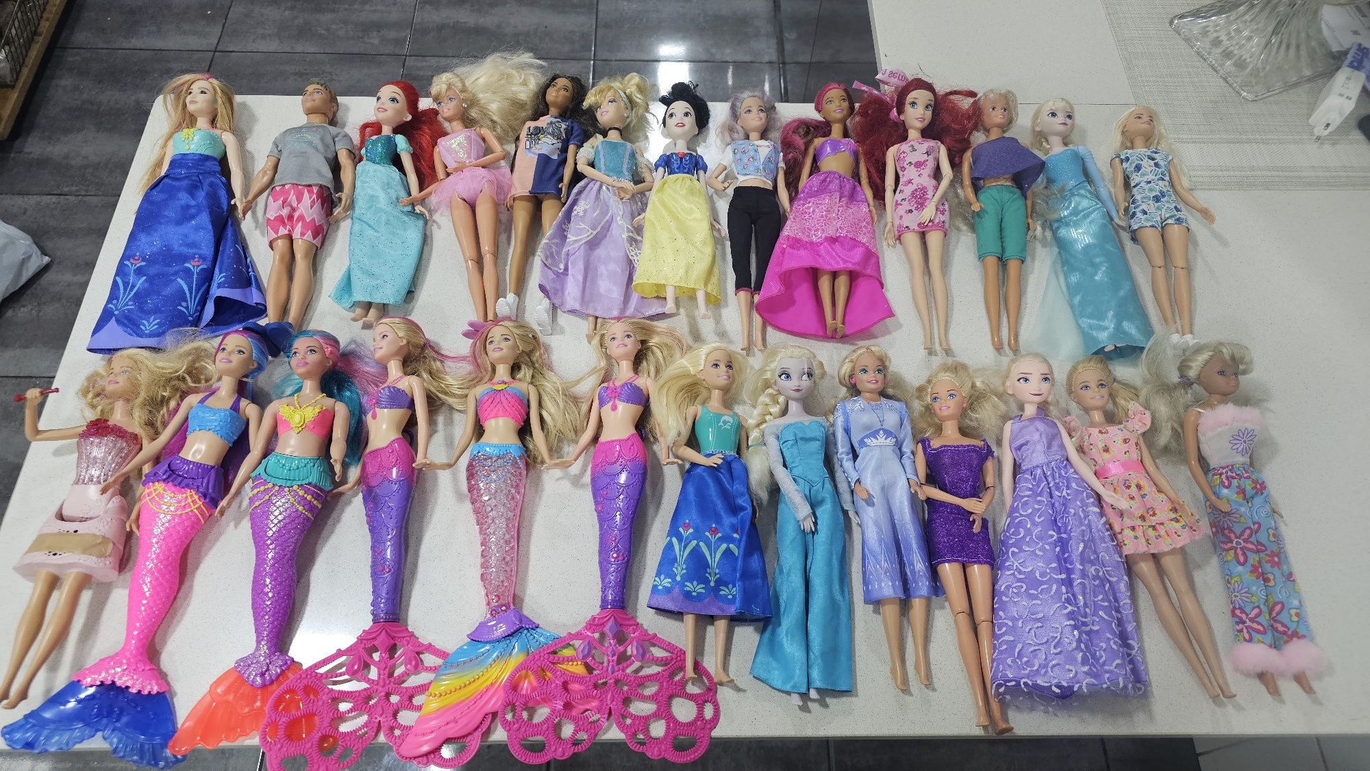 Vendo barbies originais